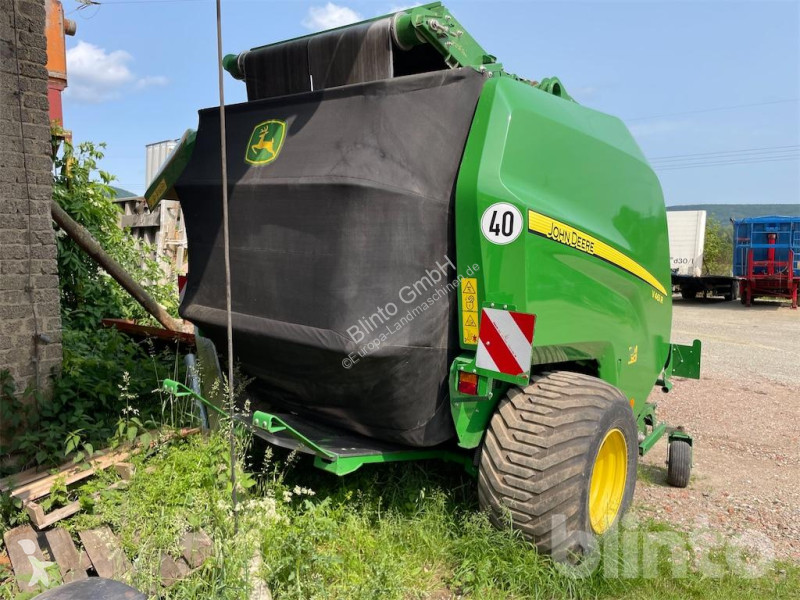 Henificación John Deere V461R
