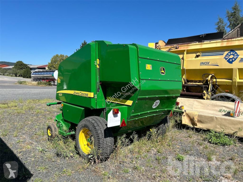 Henificación John Deere 623 MultiCrop