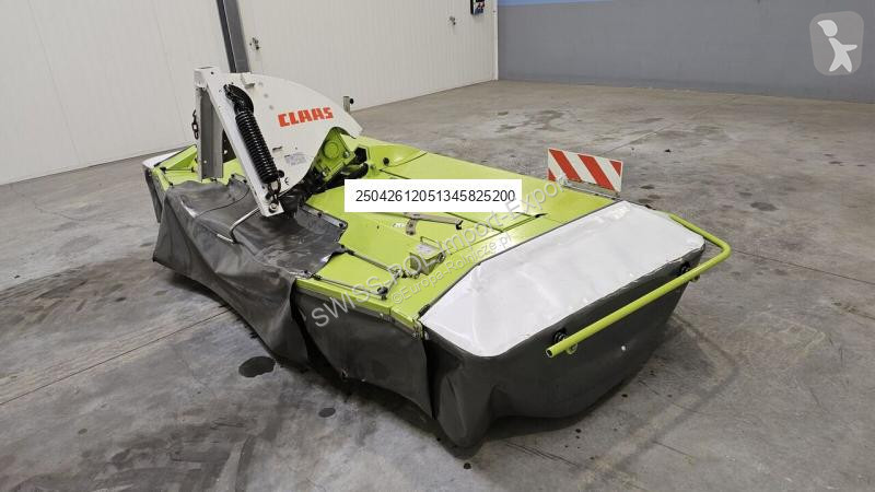 Kosenie lúk a sušenie sena Claas Corto 3200