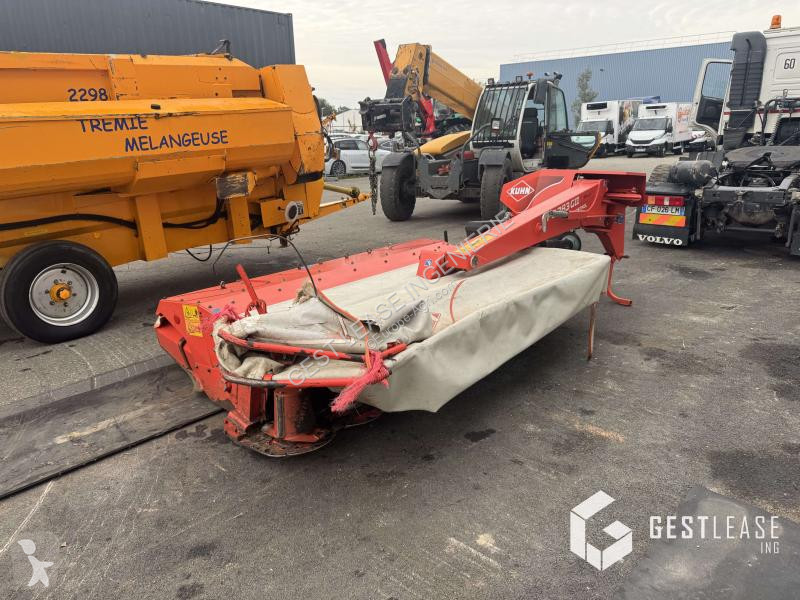 Kuhn  FC283GII haymaking