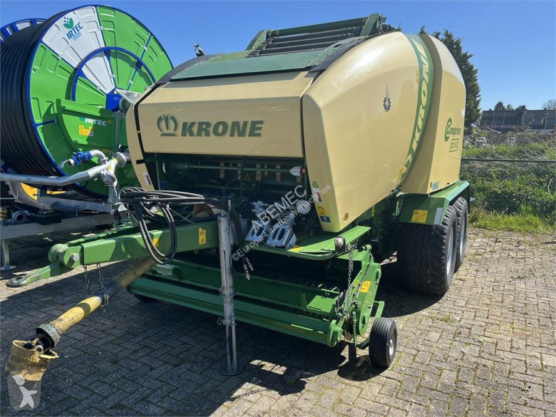 Krone Comprima CV 150 XC haymaking