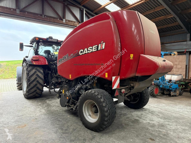 Case  RB 465 VC haymaking