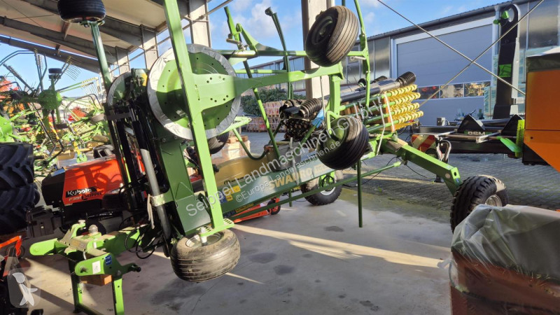 Fenaison Krone  SWADRO TC 880