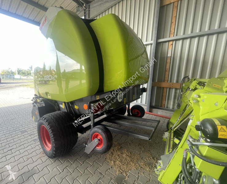 Claas  Variant 480 RC haymaking