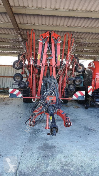 Fenaison Kuhn 1313