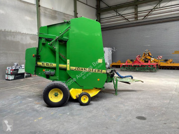 Empacadora de pacas cuadradas alta densidad John Deere
