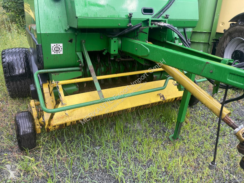 Henificación John Deere  582