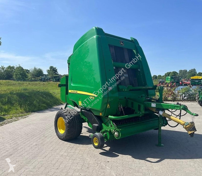 Henificación John Deere  864