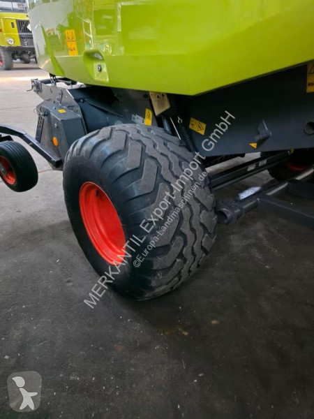Henificación Claas  Variant 380RC