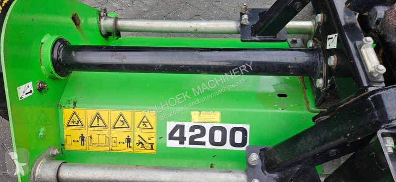 Fenaison Votex PERUZZO 4200 TRIFLEX klepelmaaier