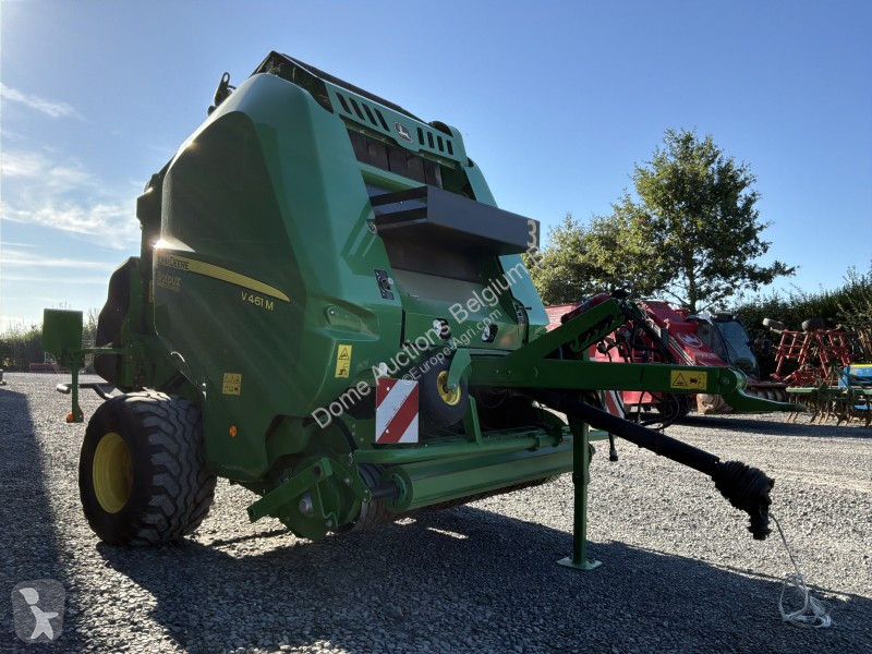 Fenaison John Deere V461M