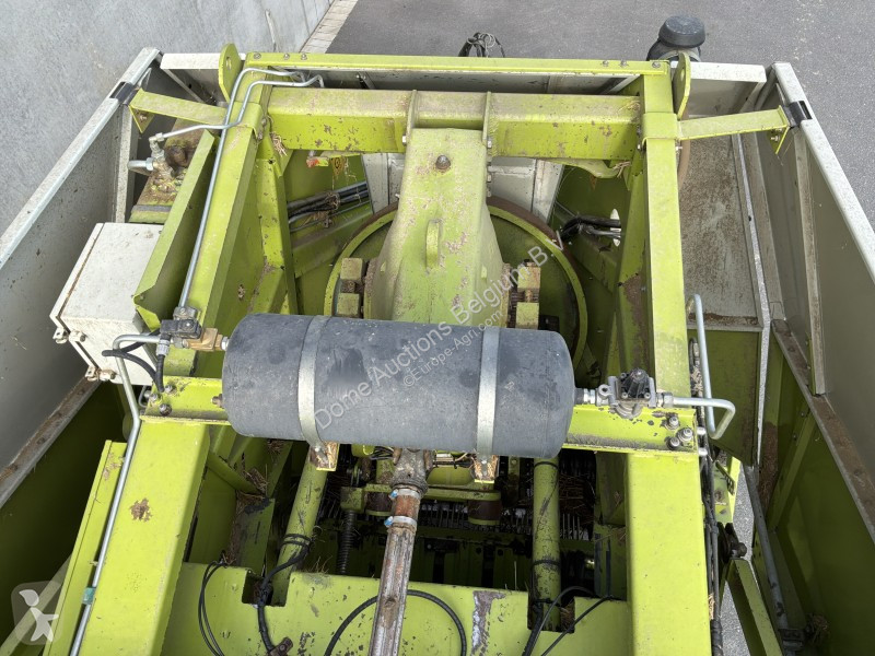 Senoseč Claas Quadrant 2200RC