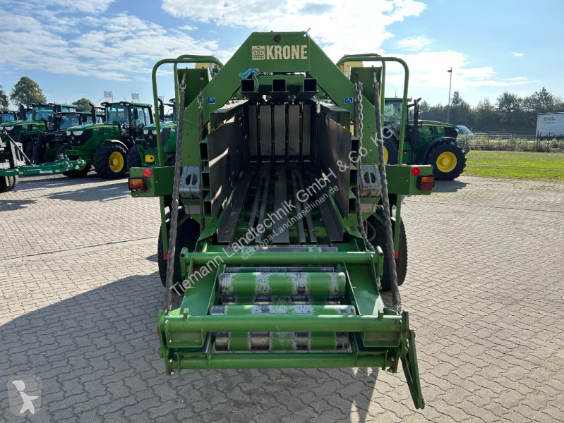Szénakaszálás Krone  Big Pack 80-80 MultiCut