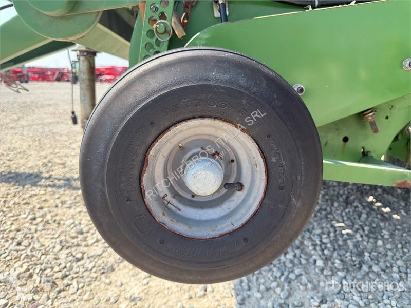 Сінозаготівля Krone Comprima V180XC Round Baler