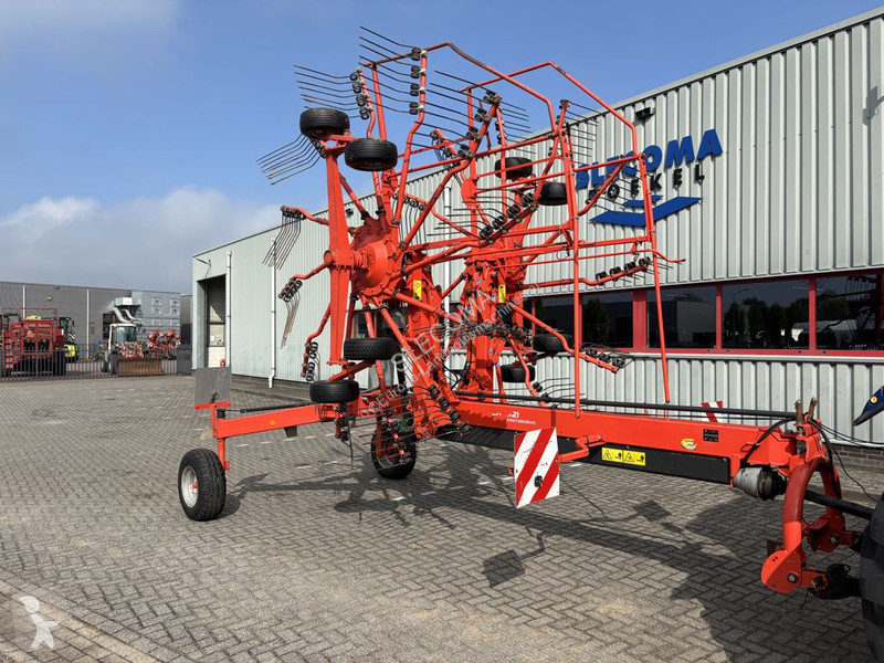 Henificación Kuhn 8121 Cirkelhark