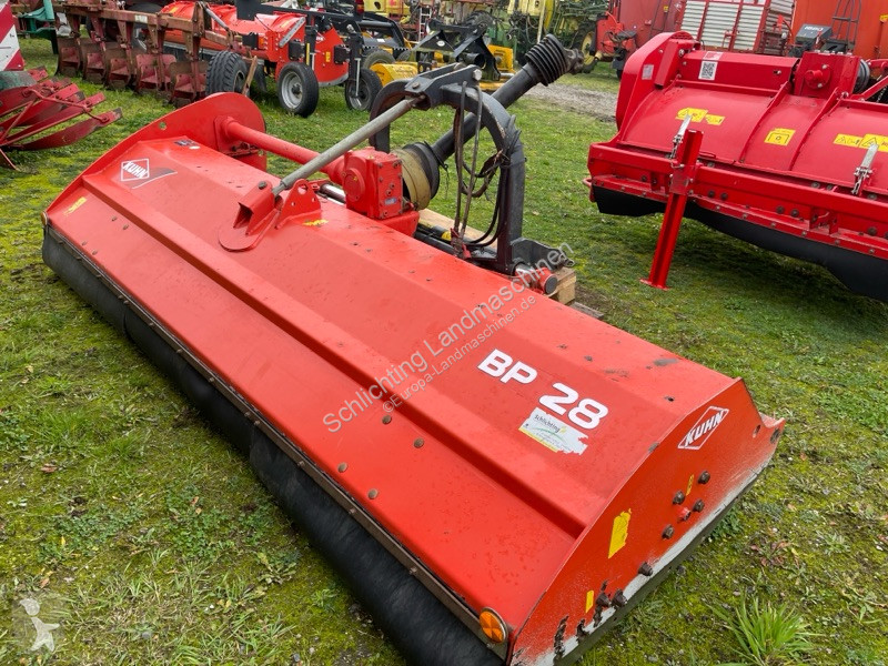 Henificación Kuhn 28 Mulcher