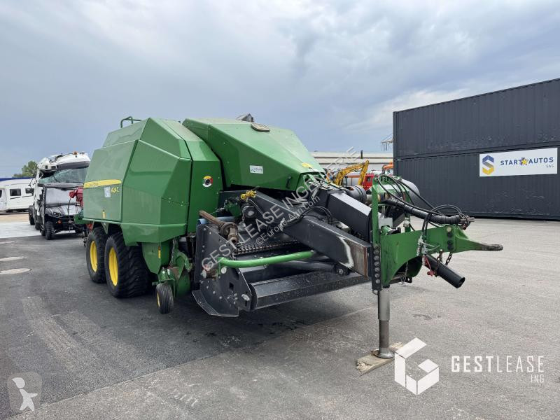 Henificación John Deere  1424H