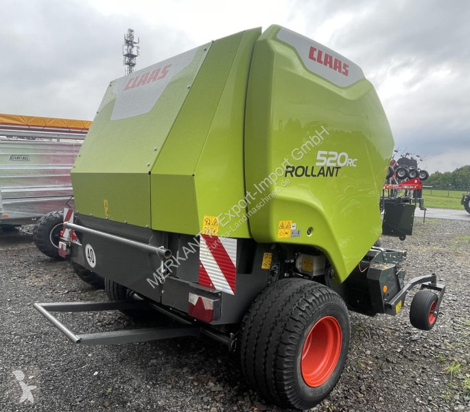 Fenaison Claas  Rollant 520 C