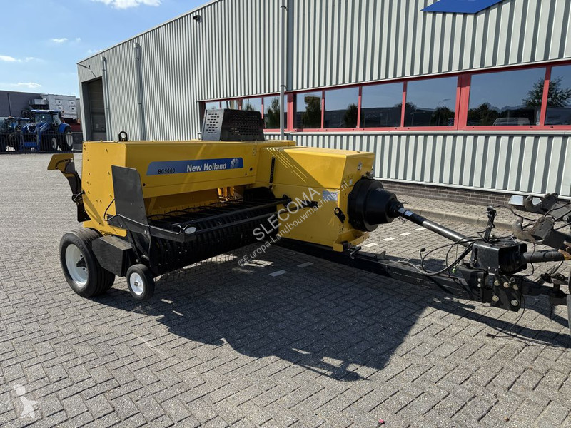 Henificación New Holland BC5060 Mini Balenpers