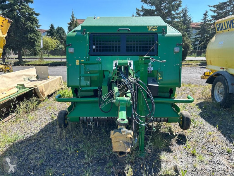 Henificación John Deere 623 MultiCrop