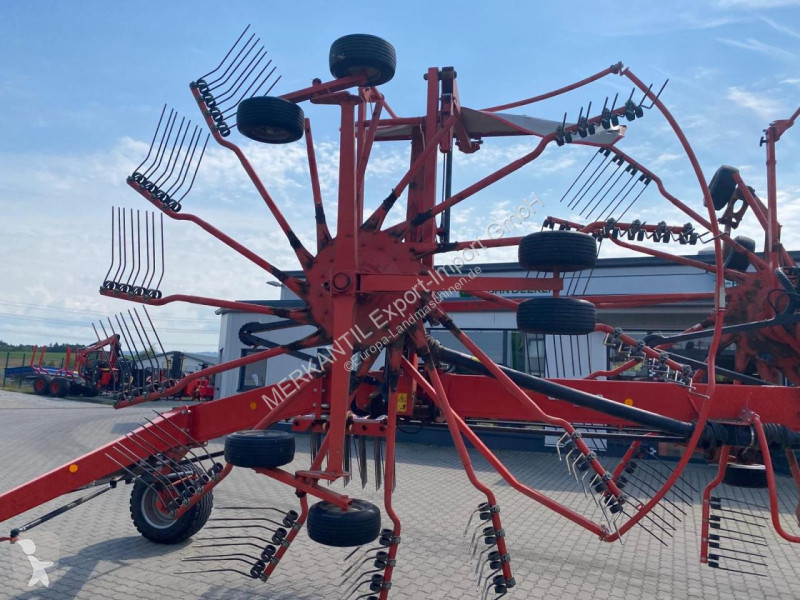 Fenaison Kuhn 9030