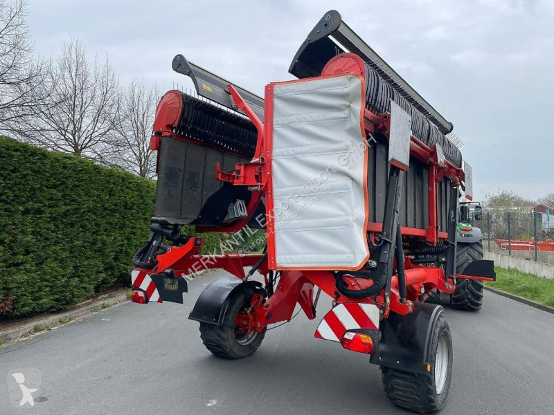 Fenaison Kuhn 950 Bandschwader