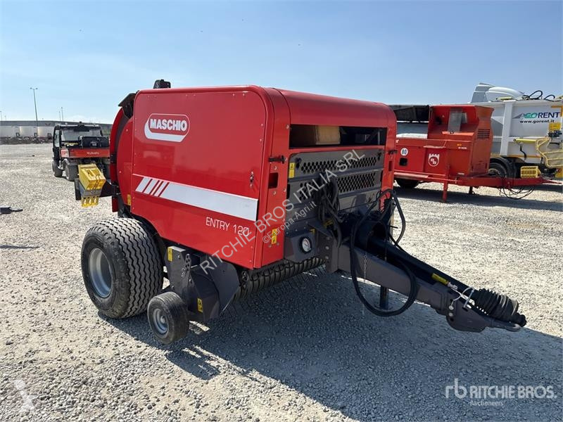 Henificación  Entry 120 Round Baler