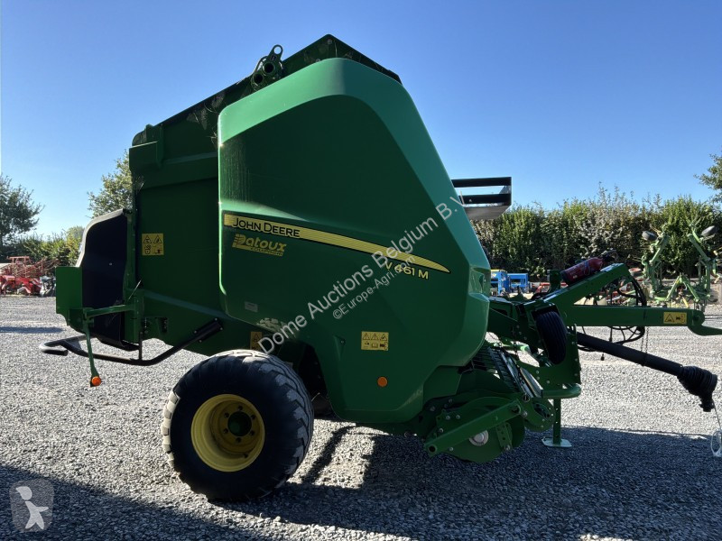 Fenaison John Deere V461M