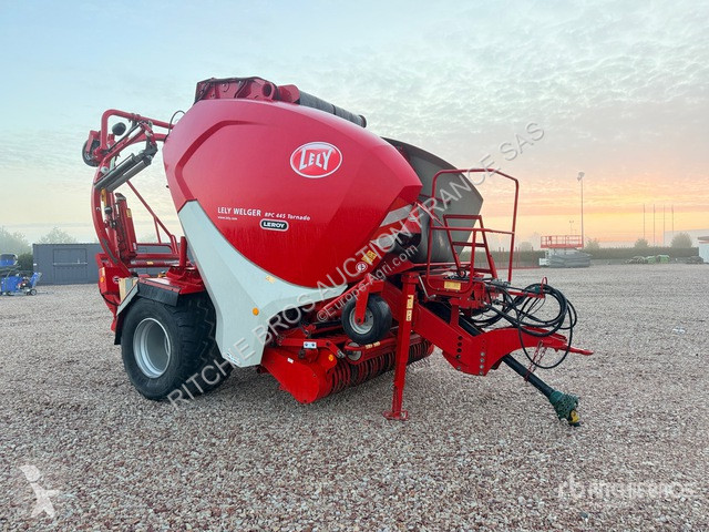 Senoseč Lely  RPC 445 Tornado