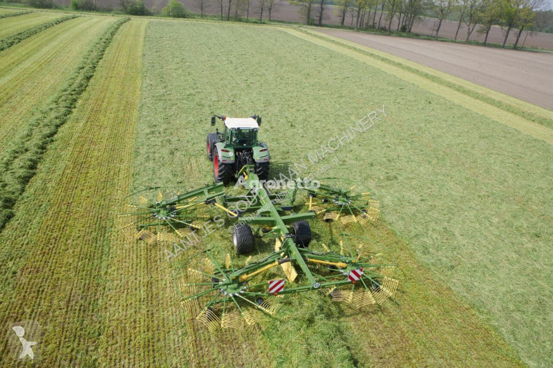 Fenaison Krone vier harkelementen en...