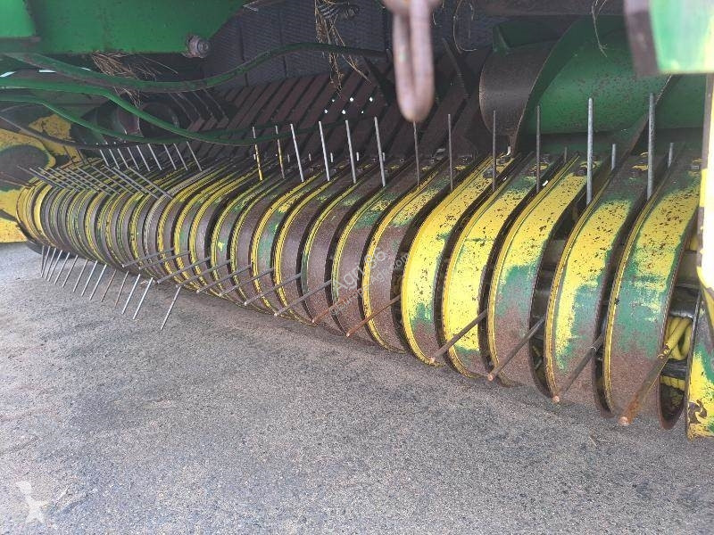 Henificación John Deere 592