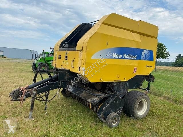 Henificación New Holland BR 7070
