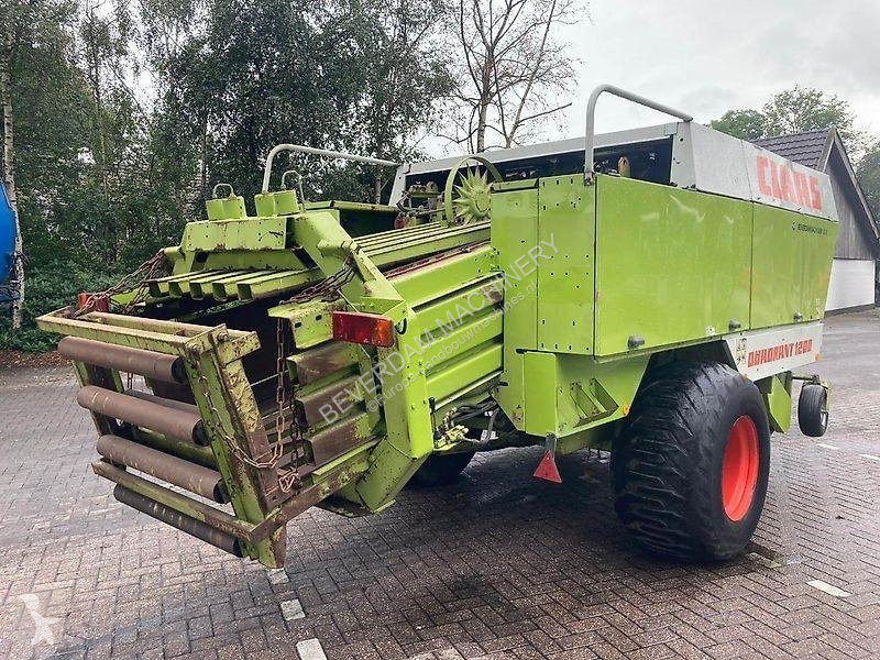 Henificación Claas Quadrant 1200