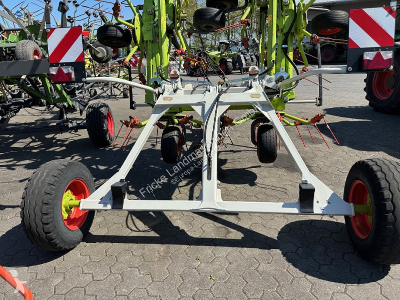 Henificación Claas  Volto 1100 T