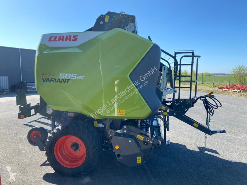 Claas  Variant 585 RC PRO haymaking