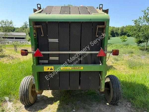 John Deere  540 haymaking
