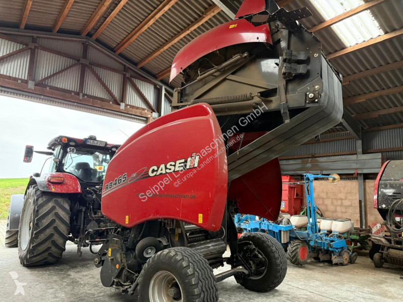 Case  RB 465 VC haymaking