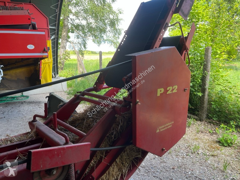 Welger  AP45 haymaking