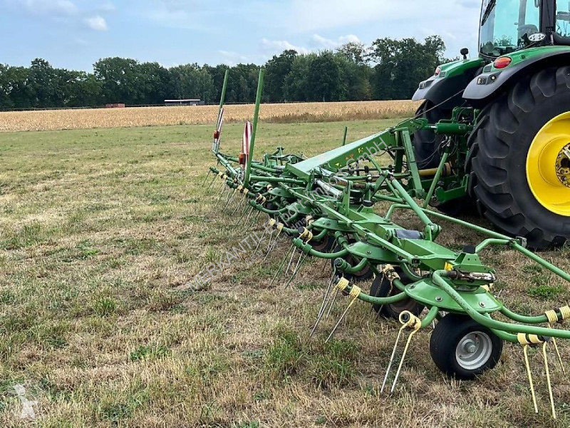 Henificación Krone  KW 8.82