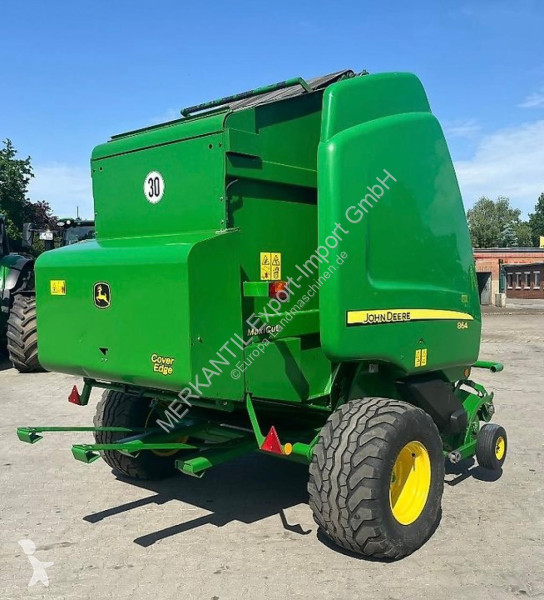 Henificación John Deere  864