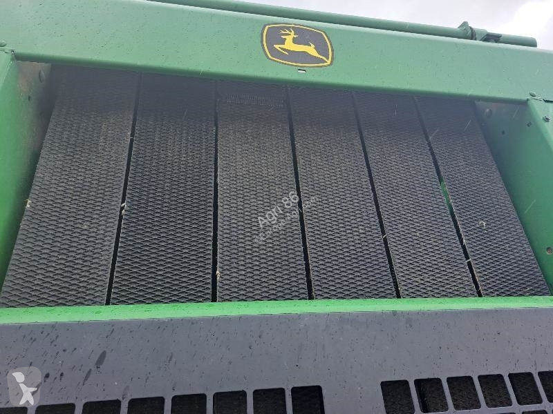 Henificación John Deere 592