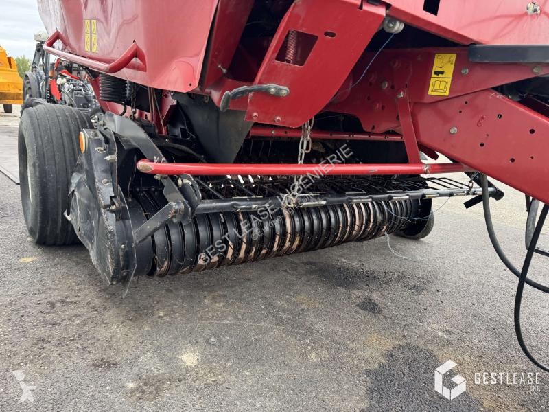 Case IH  RBX 452 haymaking