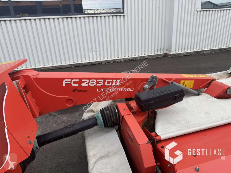 Kuhn  FC283GII haymaking