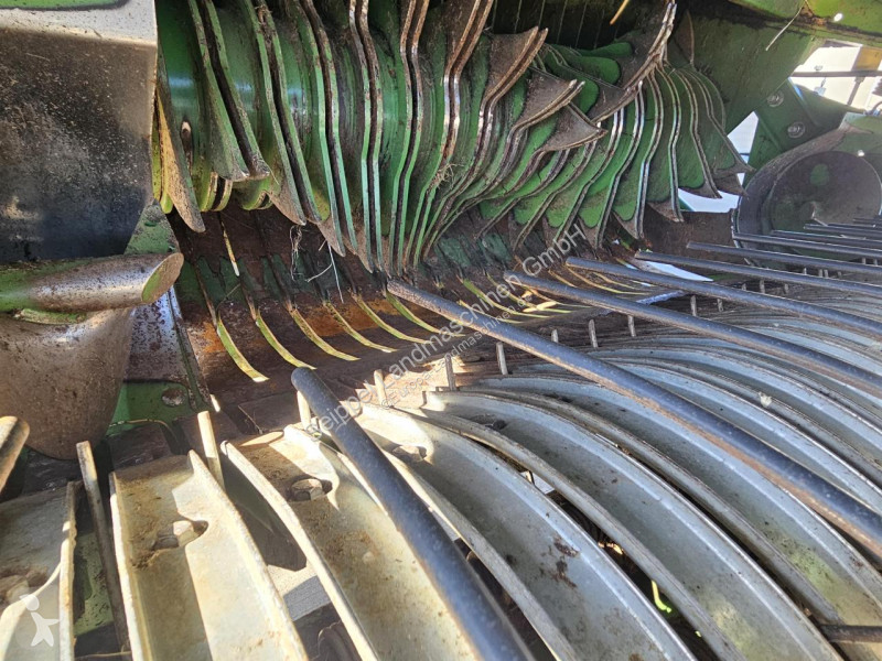 جمع الحشيش Krone  COMPRIMA CF155 XC