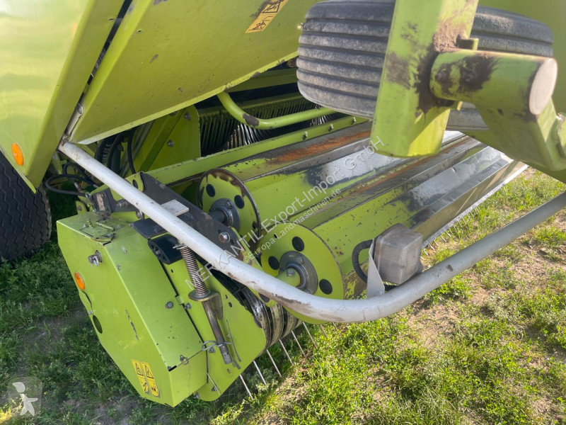 Henificación Claas  Quadrant 2200 RC mit...