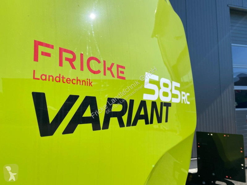 Claas  Variant 585 RC PRO haymaking