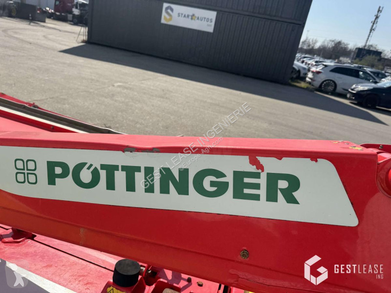 Pöttinger  325 ED haymaking