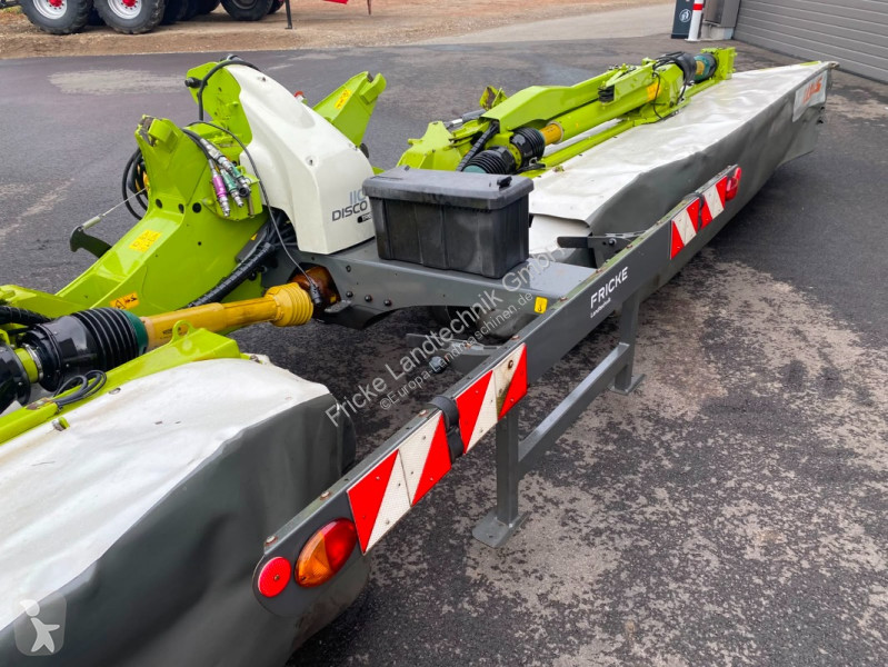 Fenaison Claas  Disco 1100 Trend