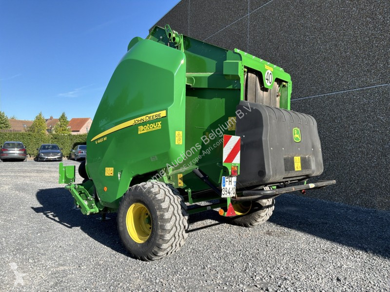 Fenaison John Deere V461M