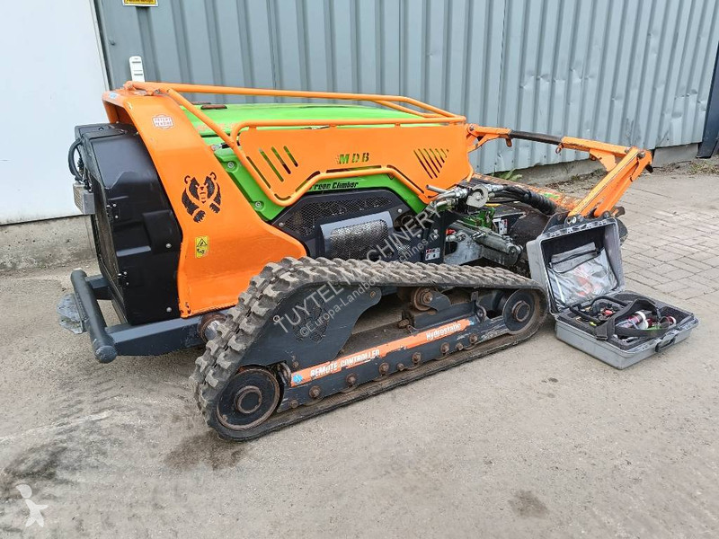 Senoseč  LV600 PRO remote control mower robot...
